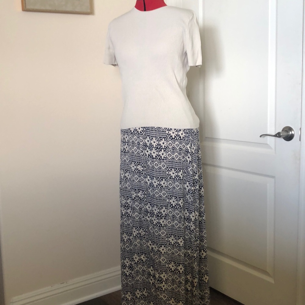 Great top and skirt